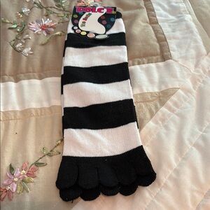 Black and White Striped Toe Socks